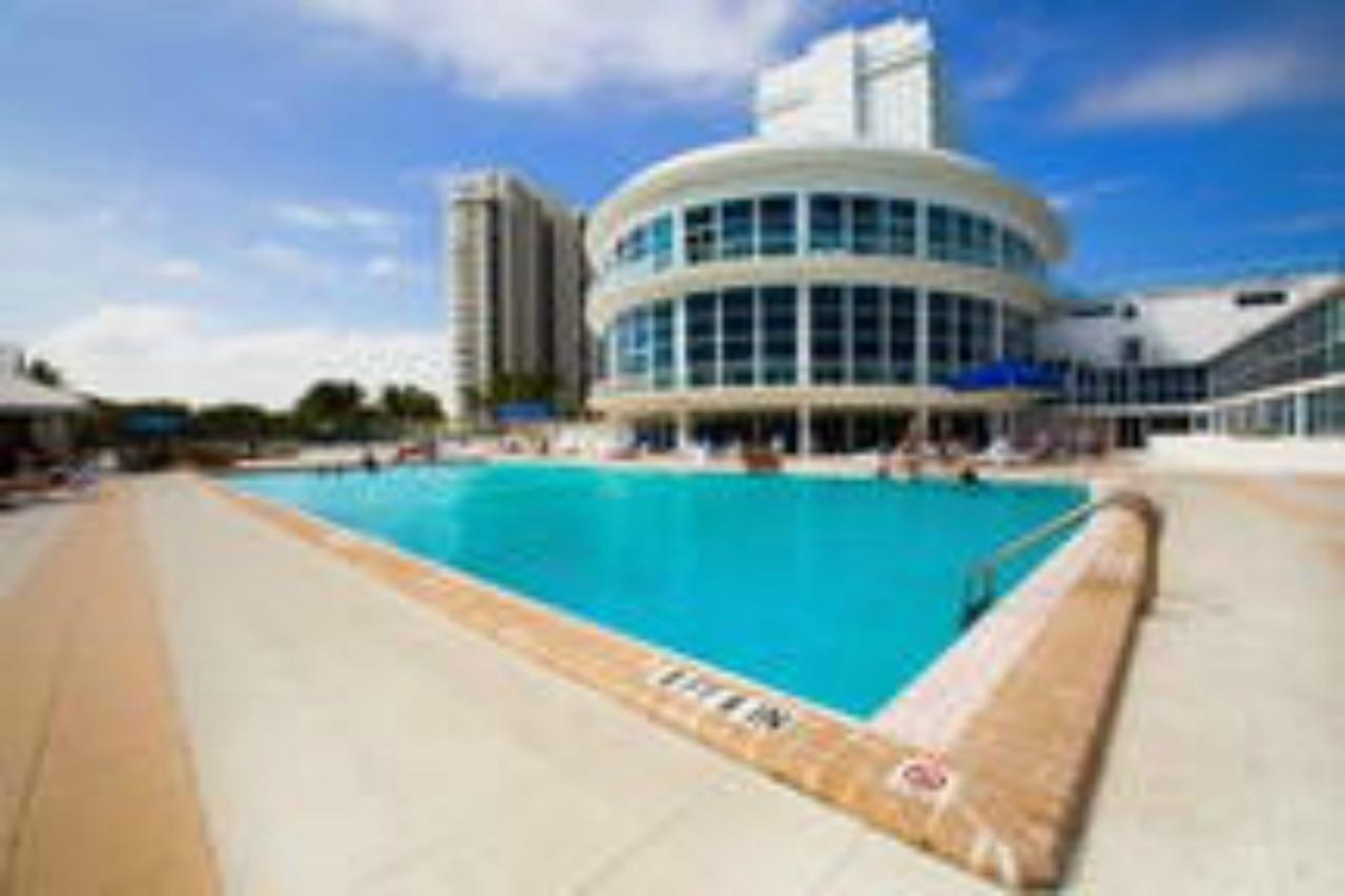 Castle Beach Resort Apartment Miami Beach Buitenkant foto